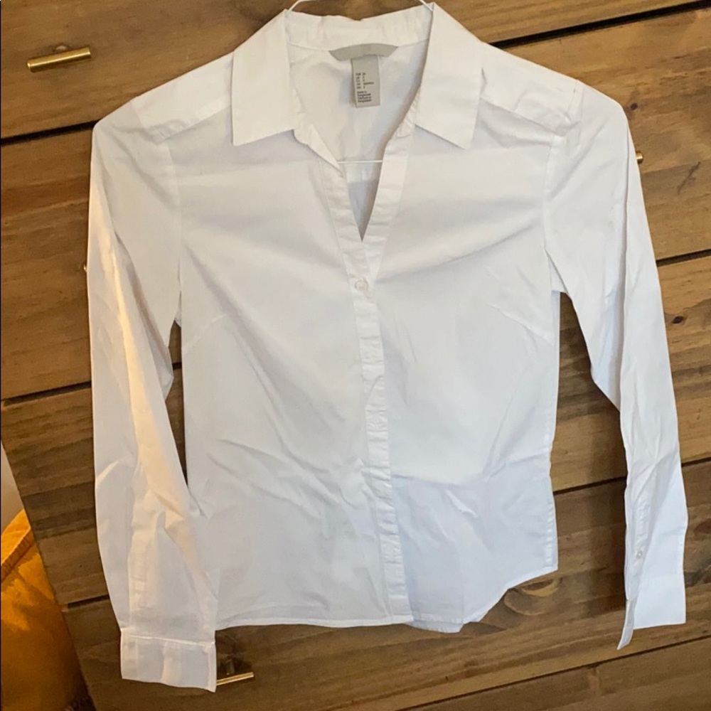 white H&M button up blouse dress shirt